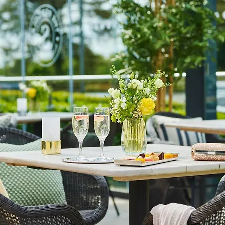 Park & Leisure Club Hotell Sligo