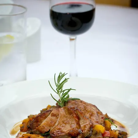 Park & Leisure Club سلايغو