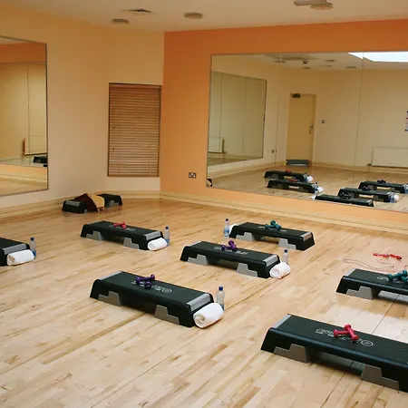 Park & Leisure Club سلايغو