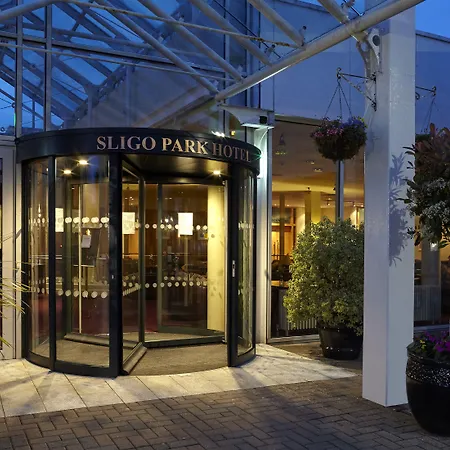 Park & Leisure Club سلايغو