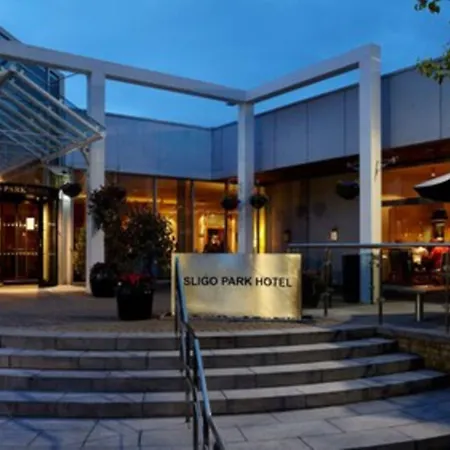 Park & Leisure Club فندق 4*
