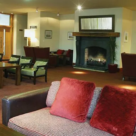 Park & Leisure Club Hotell 4*