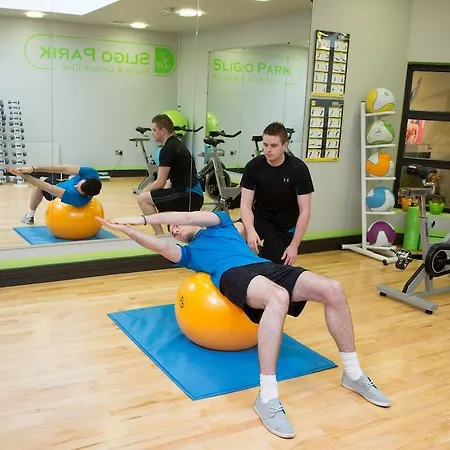 Park & Leisure Club Hotell Sligo