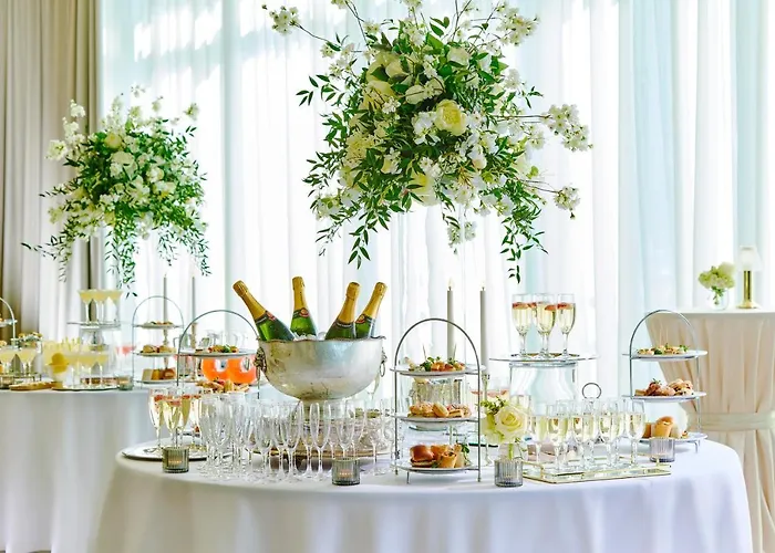 Park & Leisure Club Отель 4*