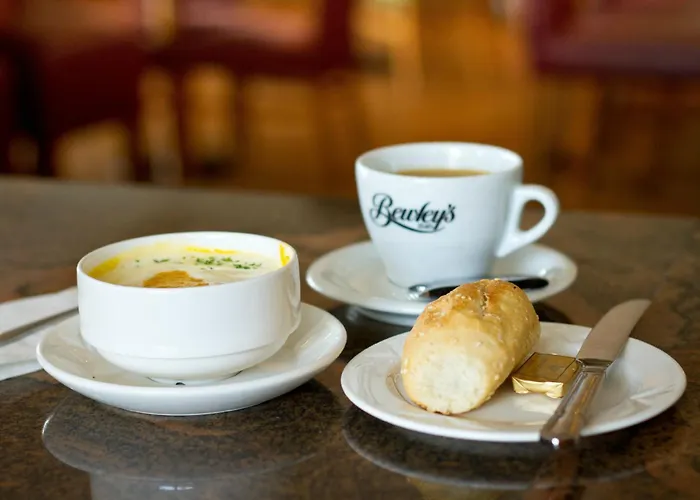 Отель Park & Leisure Club Слайго