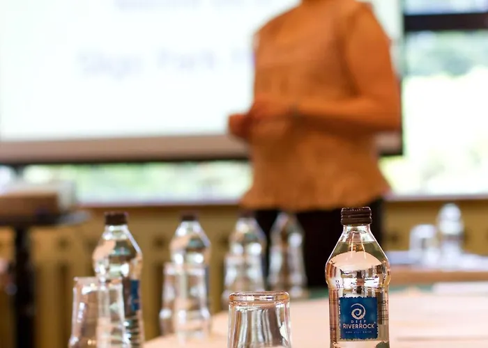 Отель Park & Leisure Club