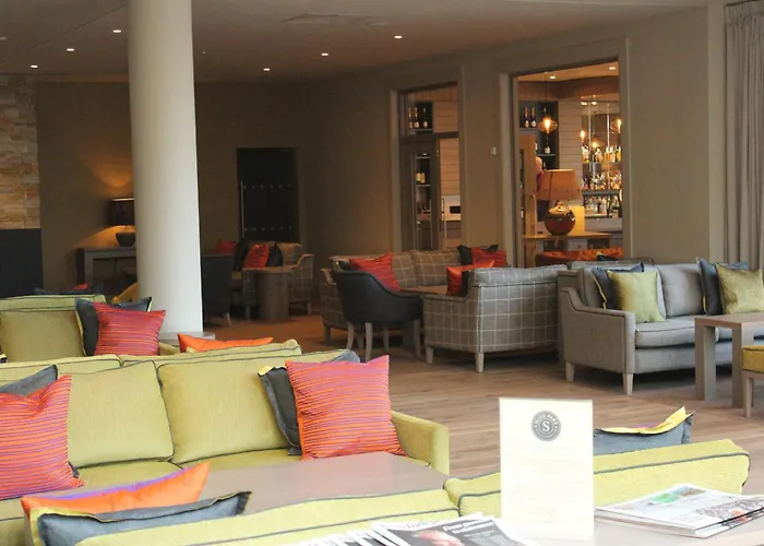 Отель Park & Leisure Club 4*