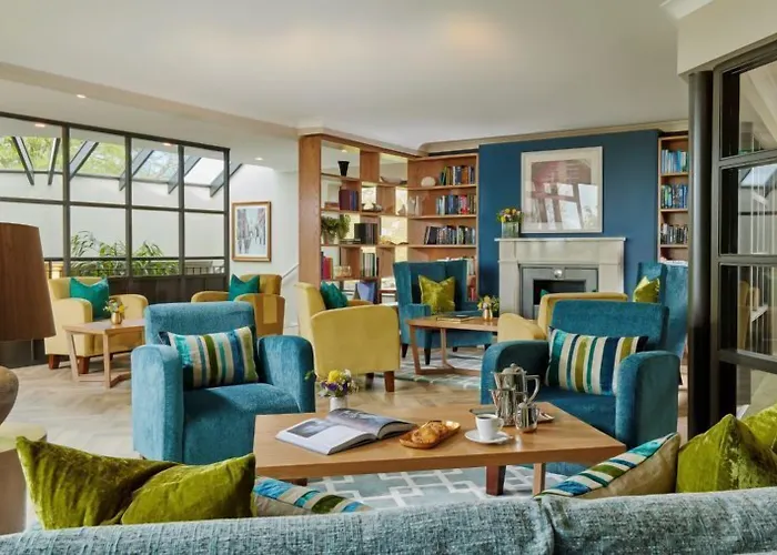 Отель Park & Leisure Club 4*